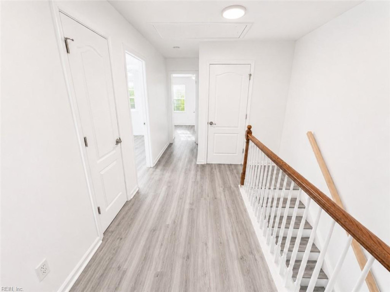 Photo 14 of 36 residential for sale in Hampton virginia