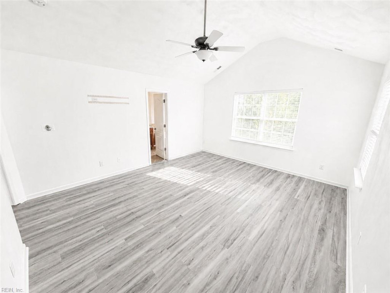 Photo 16 of 36 residential for sale in Hampton virginia