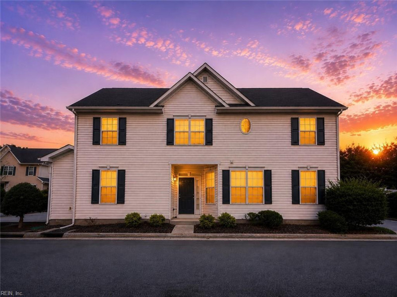 Photo 2 of 36 residential for sale in Hampton virginia
