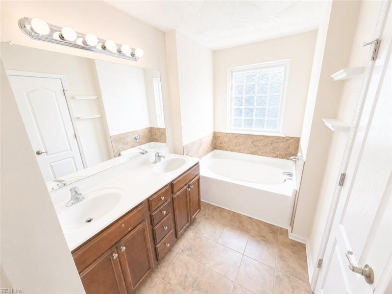 Photo 23 of 36 residential for sale in Hampton virginia