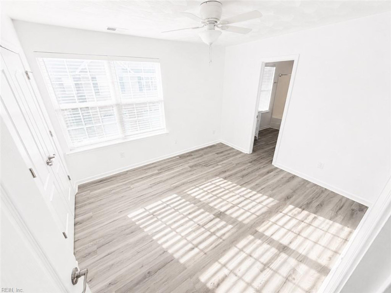 Photo 32 of 36 residential for sale in Hampton virginia