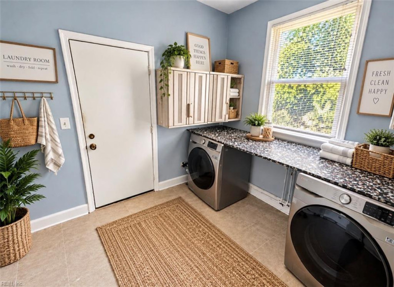 Photo 24 of 32 residential for sale in Chesapeake virginia