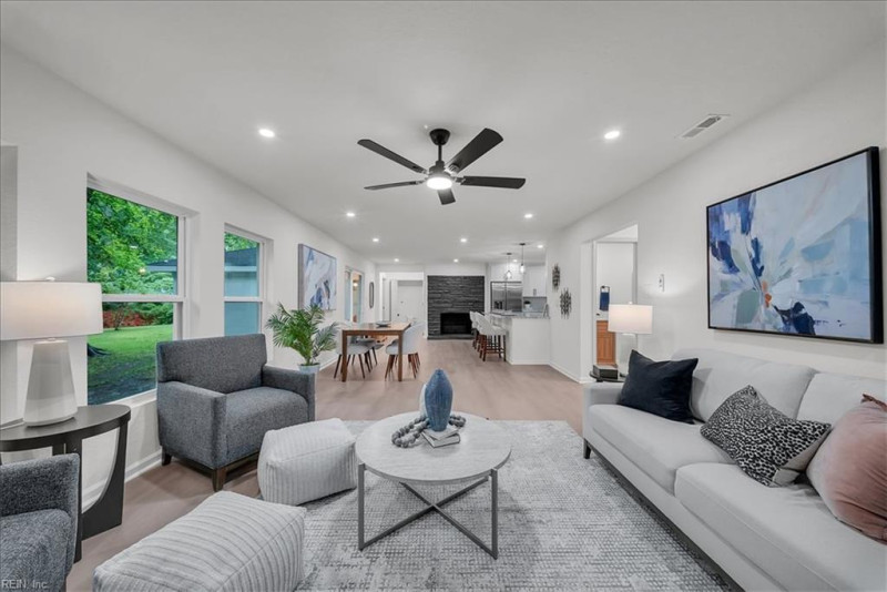 Photo 10 of 48 residential for sale in Virginia Beach virginia
