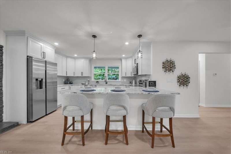 Photo 12 of 48 residential for sale in Virginia Beach virginia