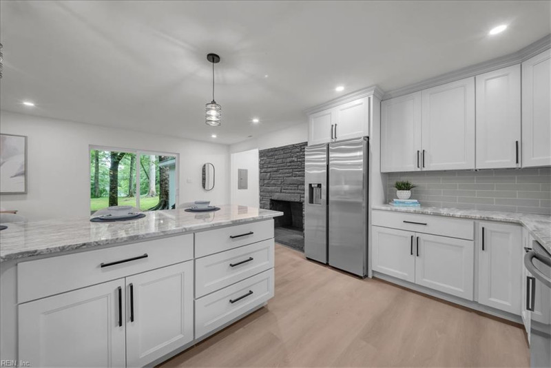 Photo 13 of 48 residential for sale in Virginia Beach virginia