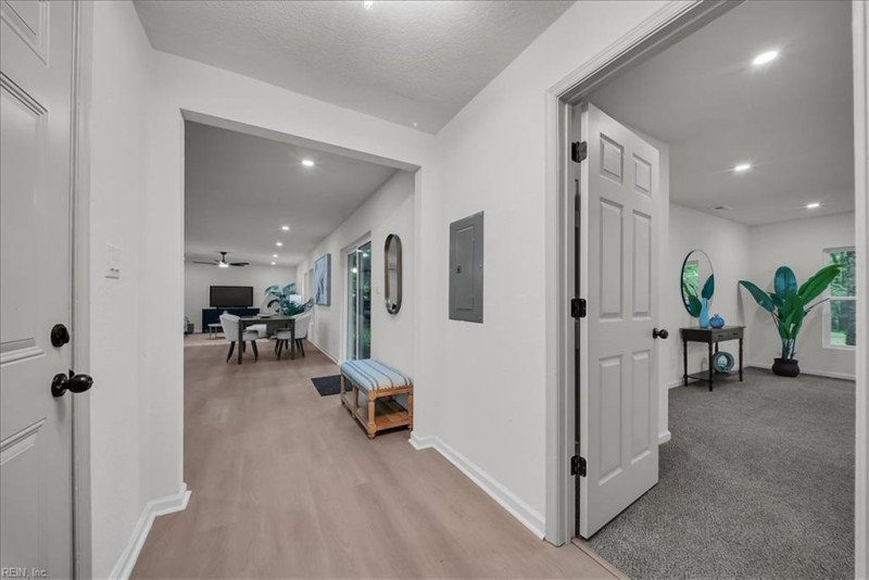 Photo 16 of 48 residential for sale in Virginia Beach virginia
