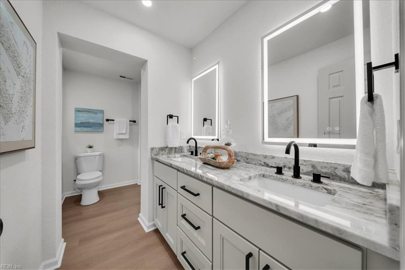Photo 23 of 48 residential for sale in Virginia Beach virginia