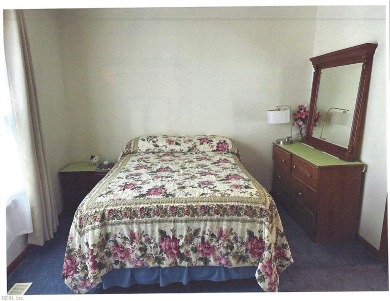 Photo 16 of 29 residential for sale in Virginia Beach virginia