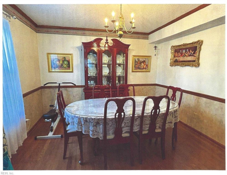 Photo 4 of 29 residential for sale in Virginia Beach virginia
