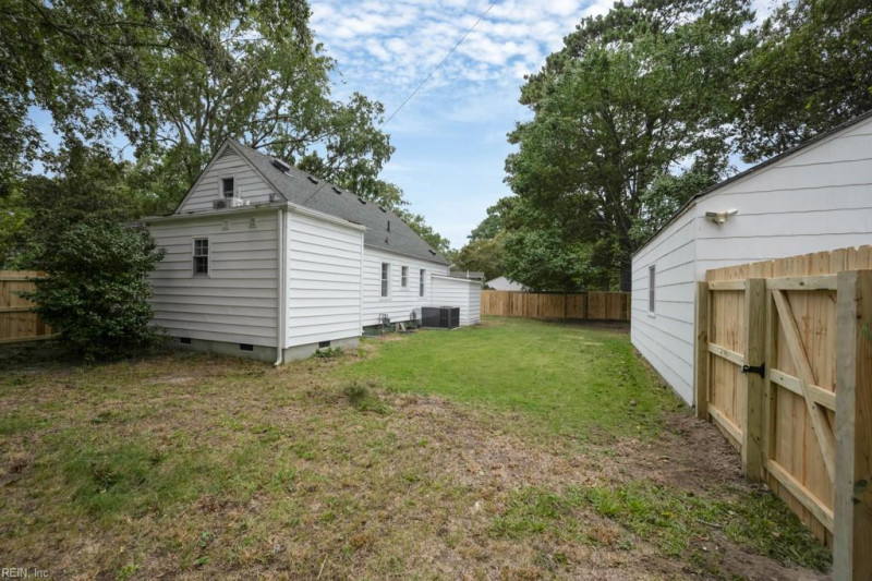 Photo 33 of 35 residential for sale in Norfolk virginia Photo 33 of 35 residential for sale in Norfolk virginia