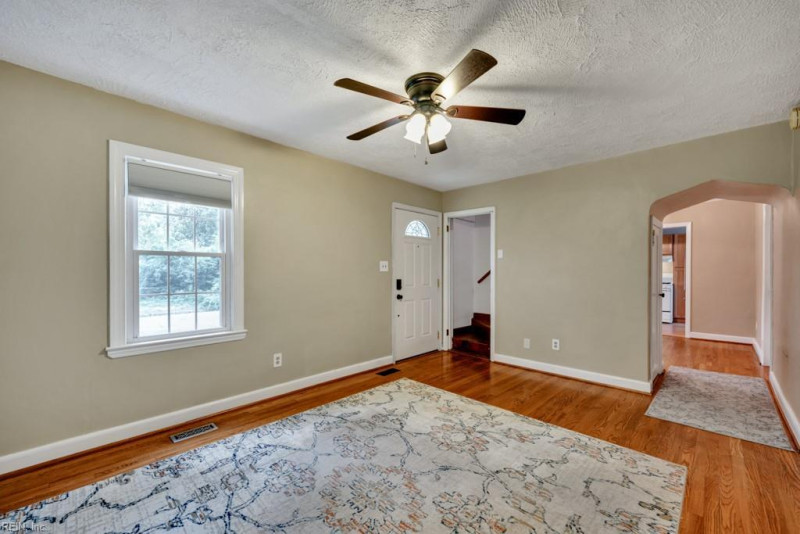 Photo 4 of 35 residential for sale in Norfolk virginia Photo 4 of 35 residential for sale in Norfolk virginia