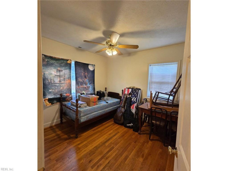 Photo 8 of 19 residential for sale in Middlesex County virginia Photo 8 of 19 residential for sale in Middlesex County virginia