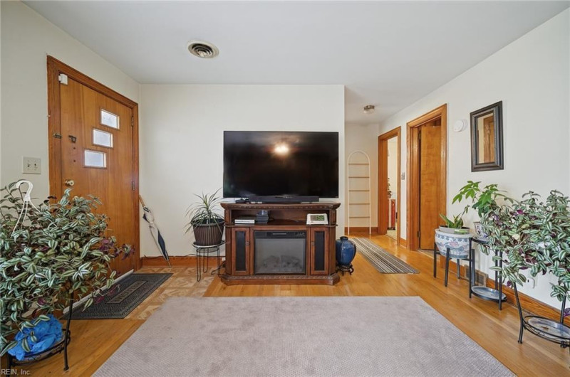 Photo 8 of 27 residential for sale in Portsmouth virginia Photo 8 of 27 residential for sale in Portsmouth virginia