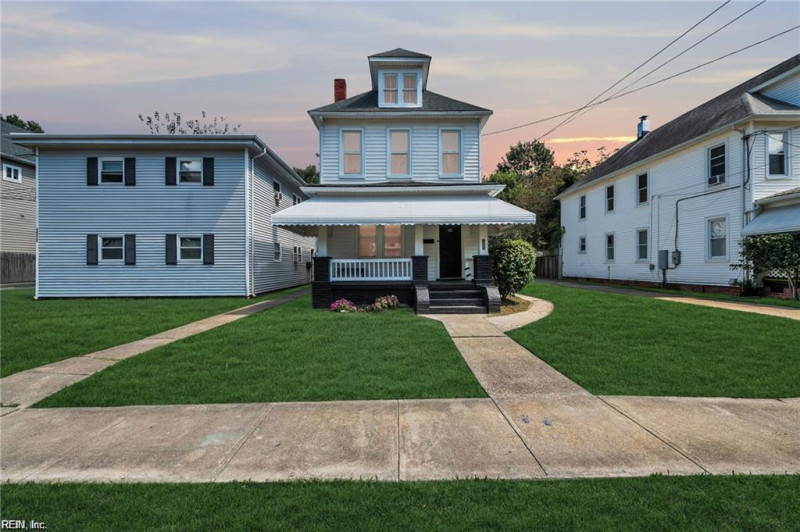 Photo 1 of 13 residential for sale in Chesapeake virginia