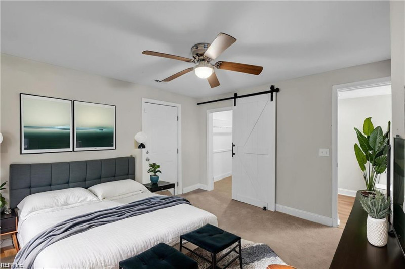 Photo 3 of 13 residential for sale in Chesapeake virginia