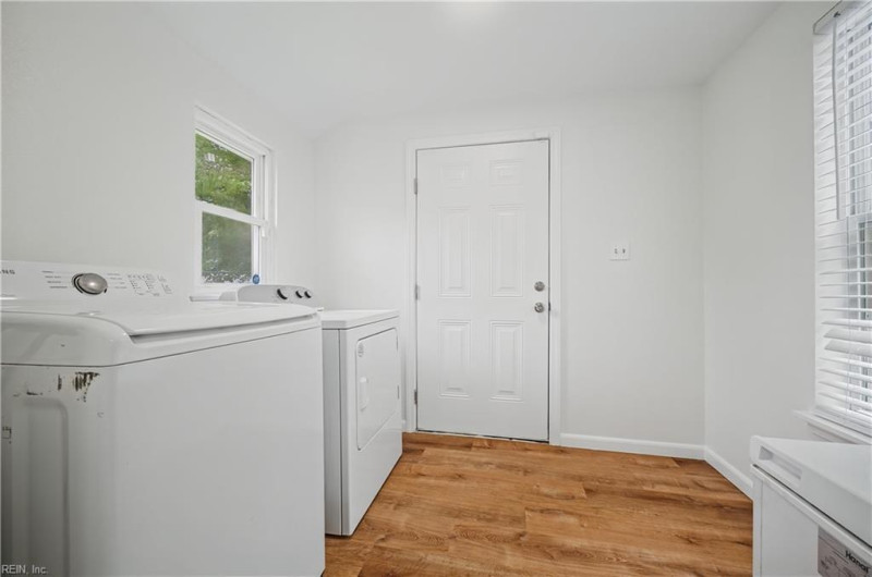 Photo 20 of 42 residential for sale in Norfolk virginia