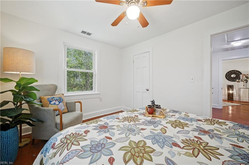 Photo 27 of 42 residential for sale in Norfolk virginia