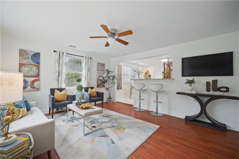Photo 8 of 42 residential for sale in Norfolk virginia