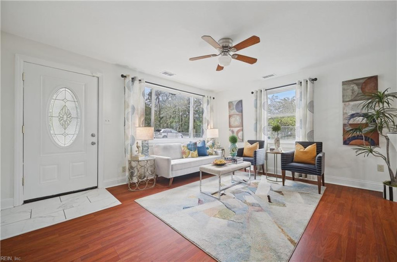 Photo 9 of 42 residential for sale in Norfolk virginia