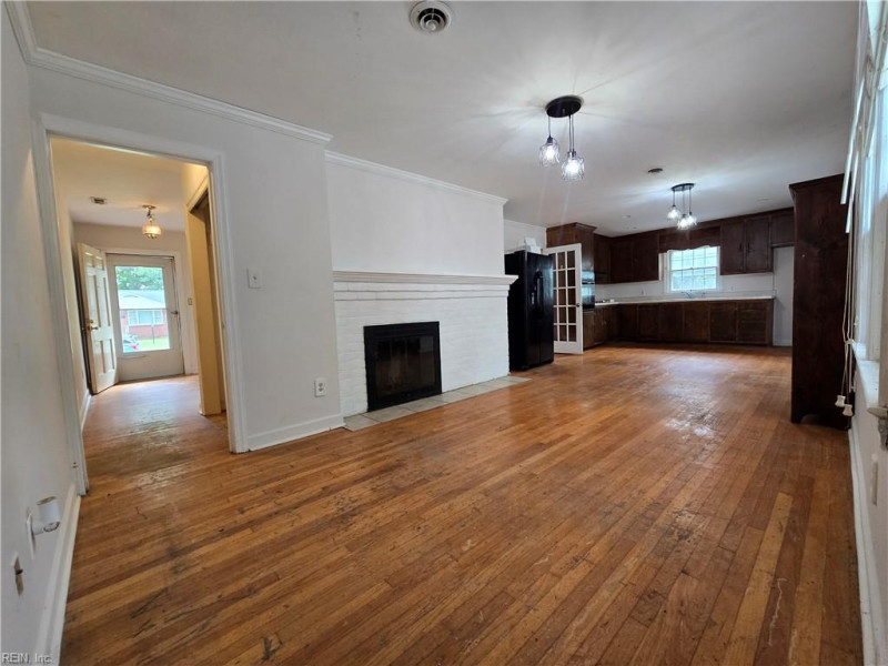 Photo 13 of 43 residential for sale in Newport News virginia Photo 13 of 43 residential for sale in Newport News virginia