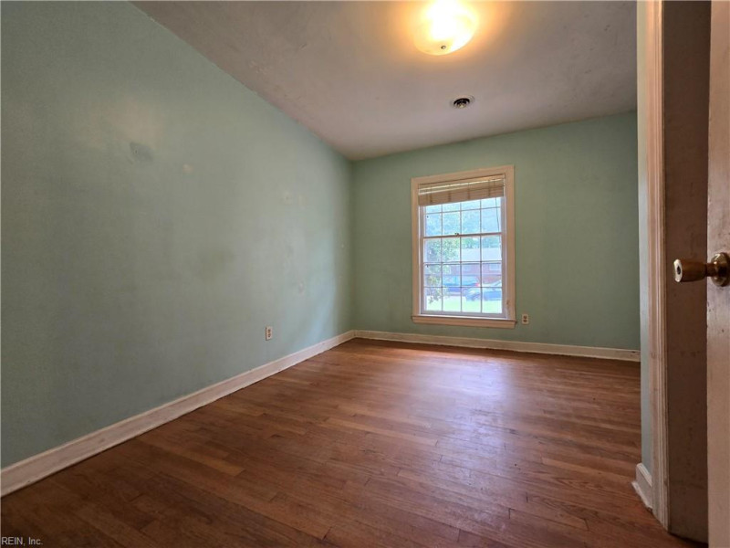 Photo 22 of 43 residential for sale in Newport News virginia Photo 22 of 43 residential for sale in Newport News virginia