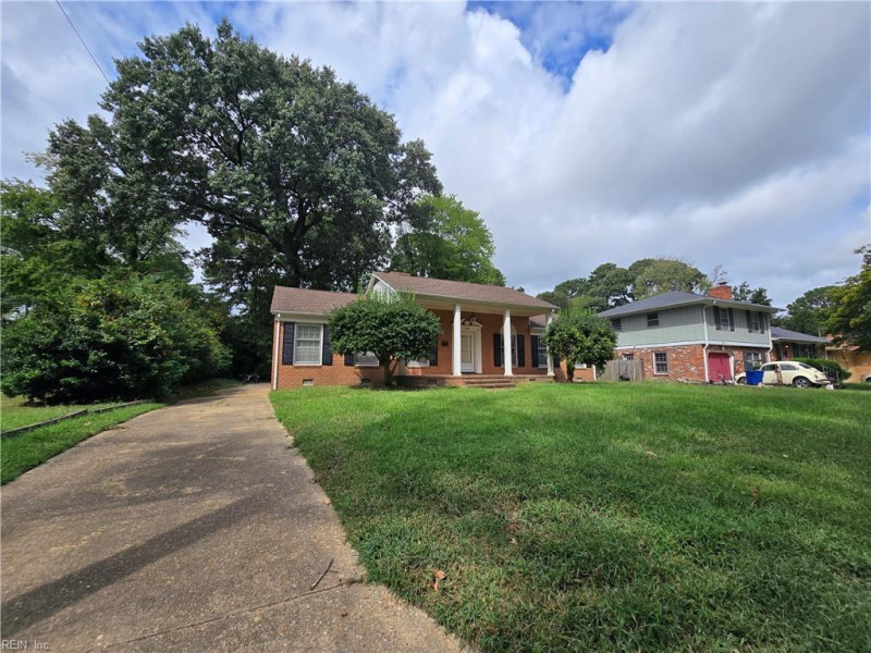 Photo 3 of 43 residential for sale in Newport News virginia Photo 3 of 43 residential for sale in Newport News virginia