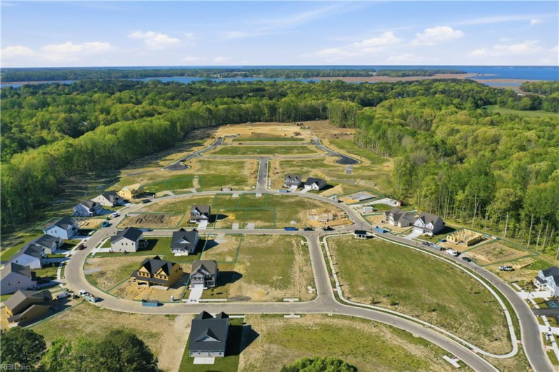 Photo 16 of 24 residential for sale in Isle of Wight County virginia