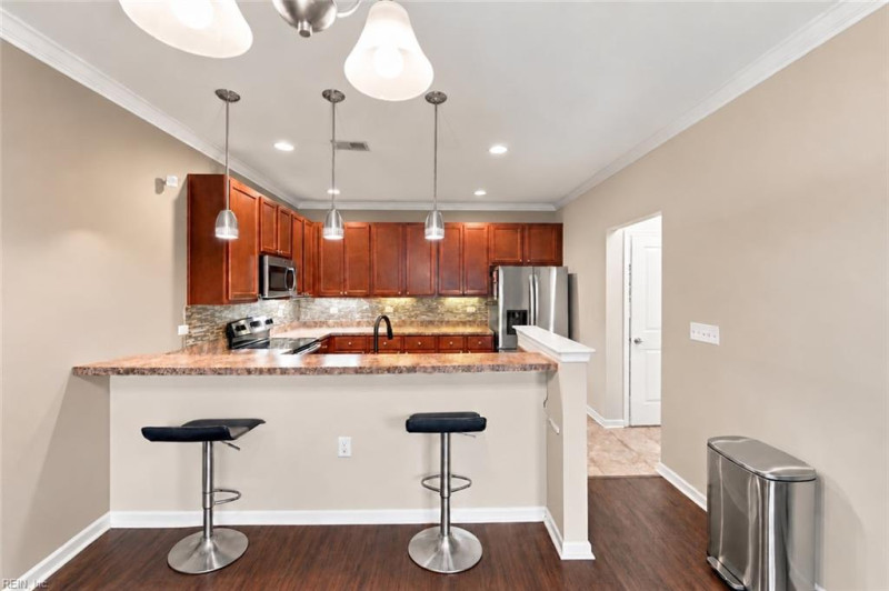 Photo 10 of 29 residential for sale in Virginia Beach virginia