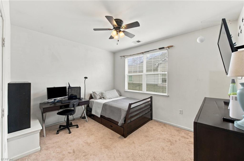 Photo 17 of 29 residential for sale in Virginia Beach virginia