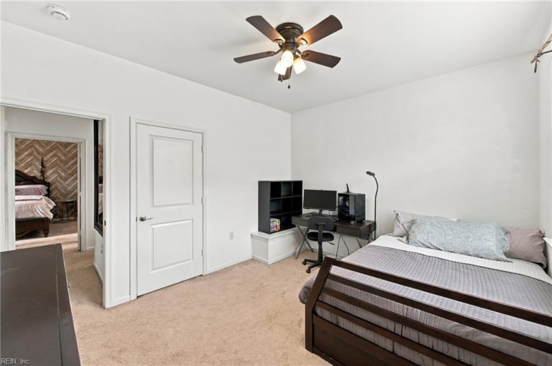 Photo 18 of 29 residential for sale in Virginia Beach virginia