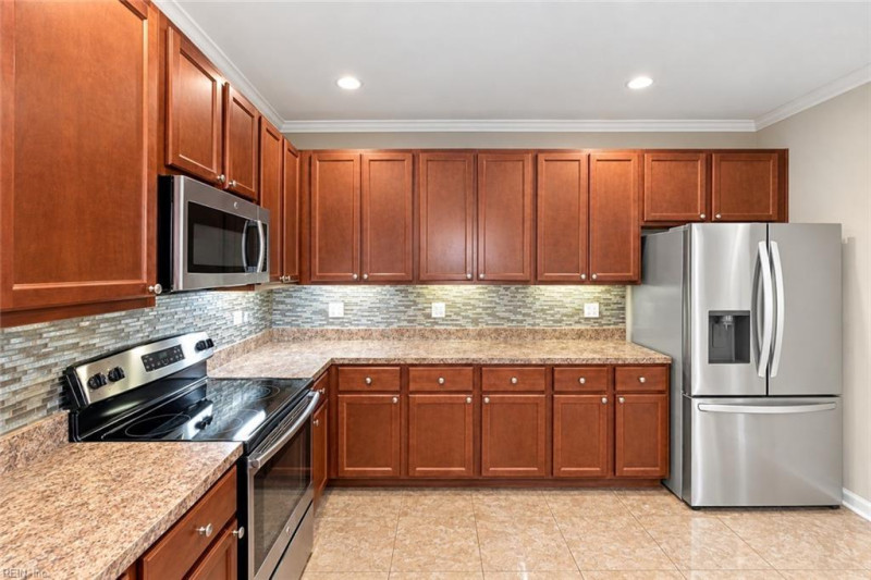 Photo 3 of 29 residential for sale in Virginia Beach virginia