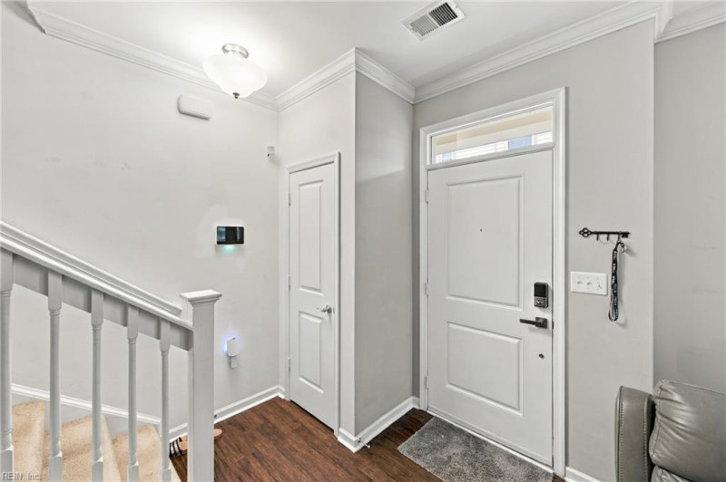 Photo 7 of 29 residential for sale in Virginia Beach virginia
