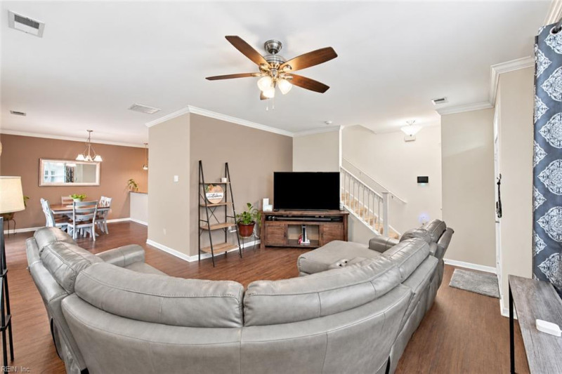 Photo 9 of 29 residential for sale in Virginia Beach virginia