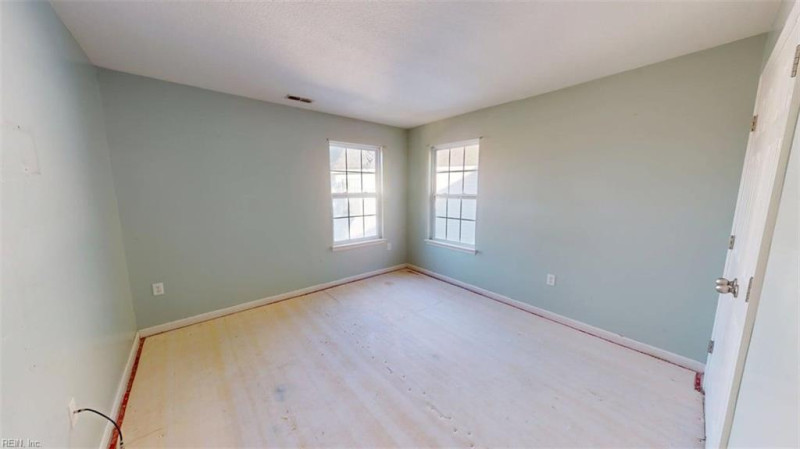 Photo 30 of 50 residential for sale in Chesapeake virginia Photo 30 of 50 residential for sale in Chesapeake virginia