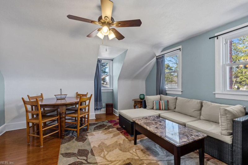 Photo 11 of 37 residential for sale in Franklin virginia