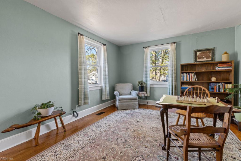 Photo 23 of 37 residential for sale in Franklin virginia