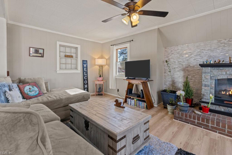 Photo 33 of 37 residential for sale in Franklin virginia
