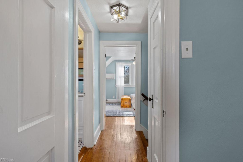 Photo 7 of 37 residential for sale in Franklin virginia