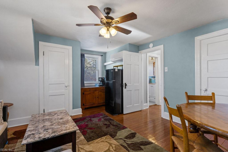 Photo 9 of 37 residential for sale in Franklin virginia