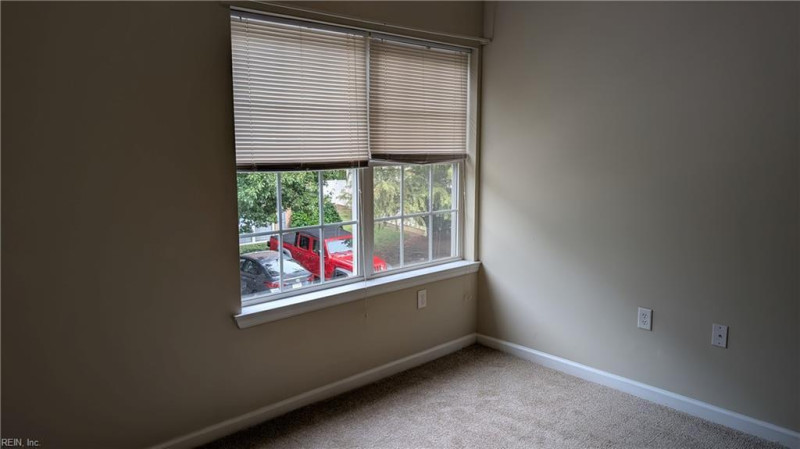 Photo 11 of 40 residential for sale in Newport News virginia
