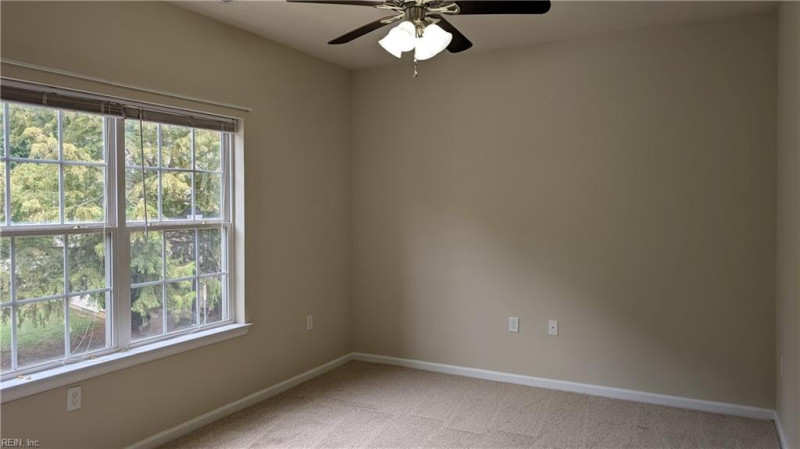 Photo 14 of 40 residential for sale in Newport News virginia