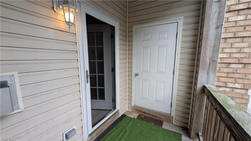 Photo 27 of 40 residential for sale in Newport News virginia