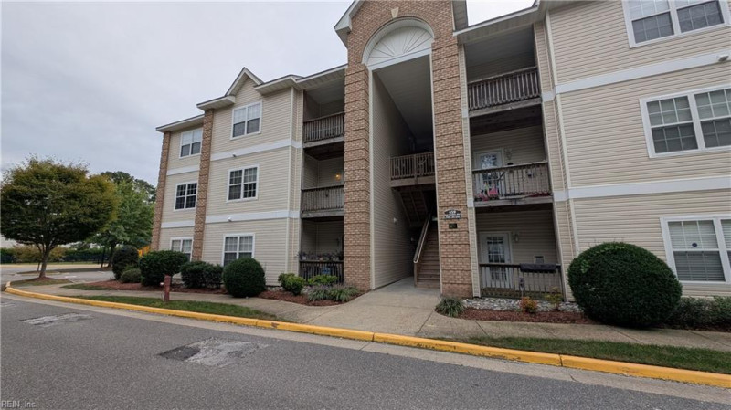 Photo 35 of 40 residential for sale in Newport News virginia