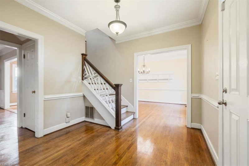 Photo 23 of 38 residential for sale in Chesapeake virginia