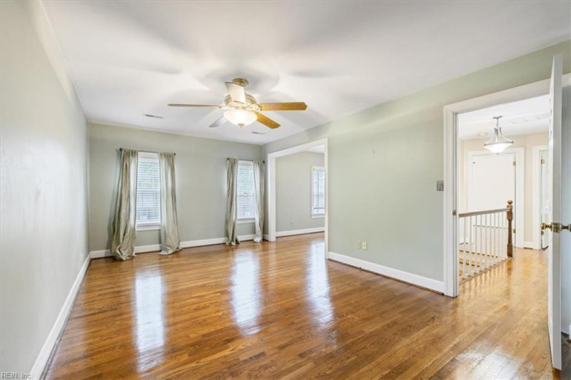 Photo 27 of 38 residential for sale in Chesapeake virginia
