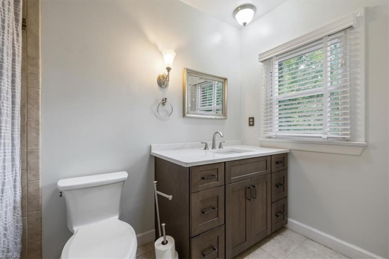 Photo 29 of 38 residential for sale in Chesapeake virginia