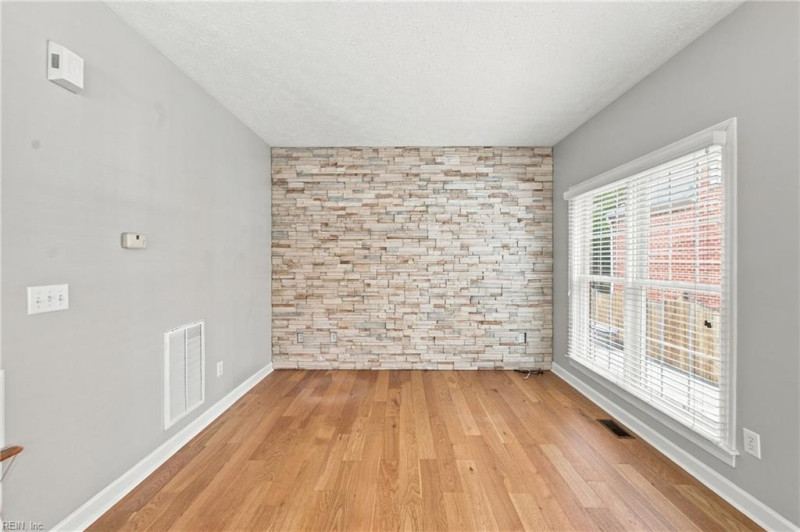 Photo 6 of 45 residential for sale in Newport News virginia Photo 6 of 45 residential for sale in Newport News virginia