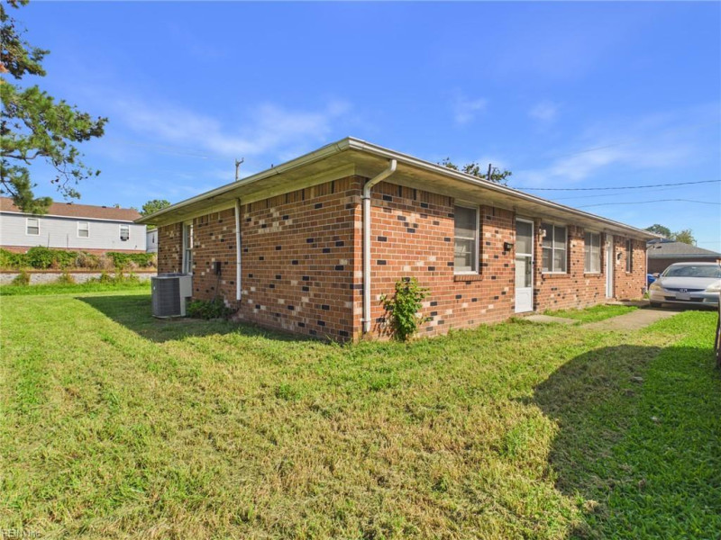 Photo 4 of 5 residential for sale in Norfolk virginia