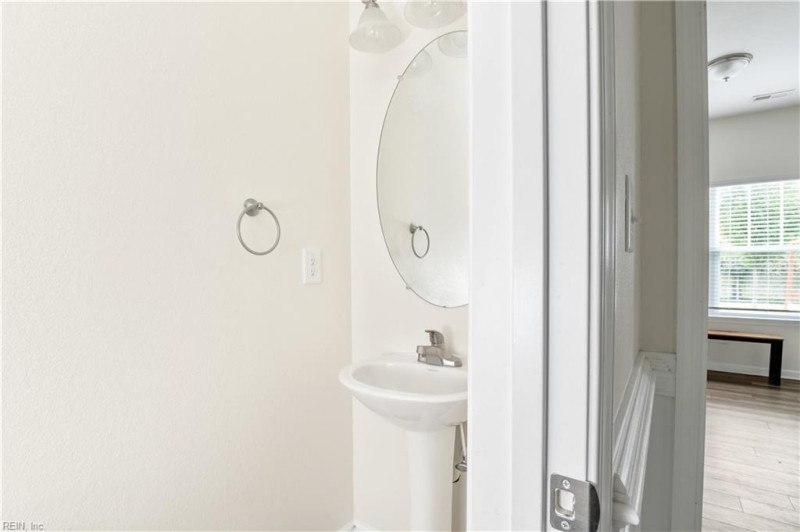 Photo 11 of 49 residential for sale in Norfolk virginia