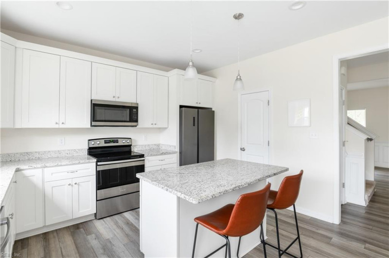Photo 15 of 49 residential for sale in Norfolk virginia